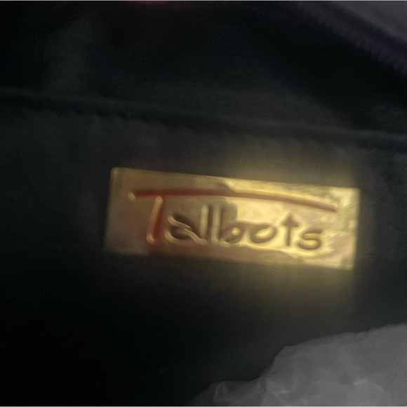 Talbots quilted leather crossbody purse with a gold chain strap. - Picture 8 of 8
